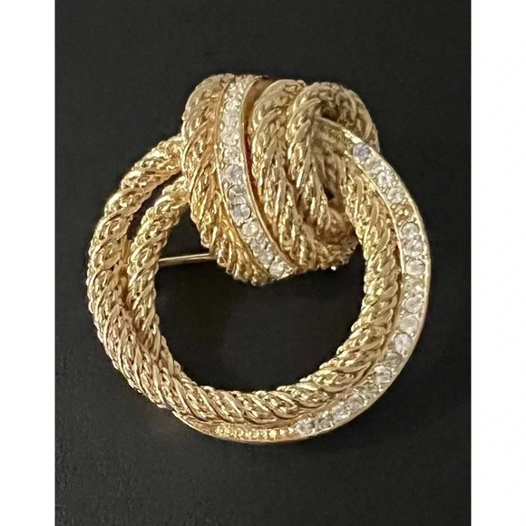 CHRISTIAN Dior Vintage Round Circle Knot Clear Rhinestone Gold Tone Brooch - Picture 1 of 6